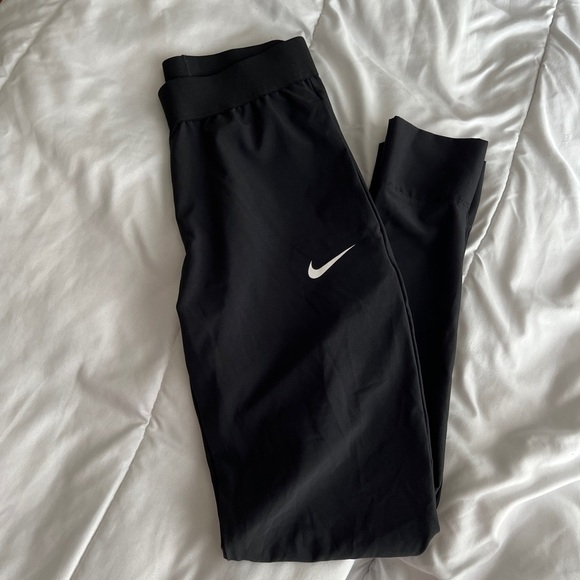 Nike Women's Bliss Victory Training Pants - Extra Small Size Black, White - Picture 1 of 9